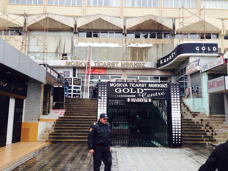 Bakıda "Moskva" univermağı yandı, xeyli qızıl əridi - YENİLƏNİB - VİDEO - FOTO