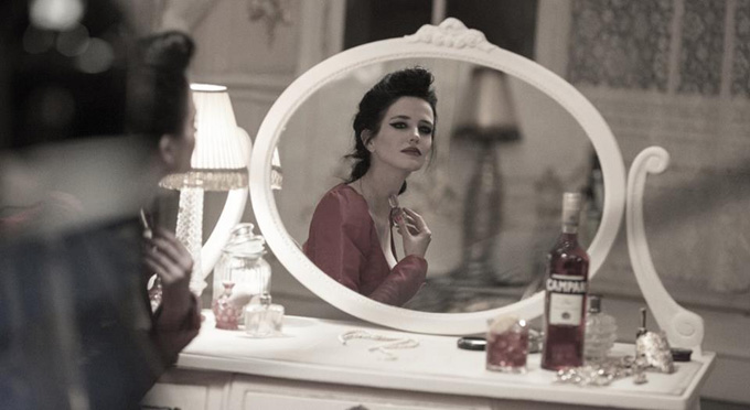 Campari-nin təqvimində Yeva - FOTO