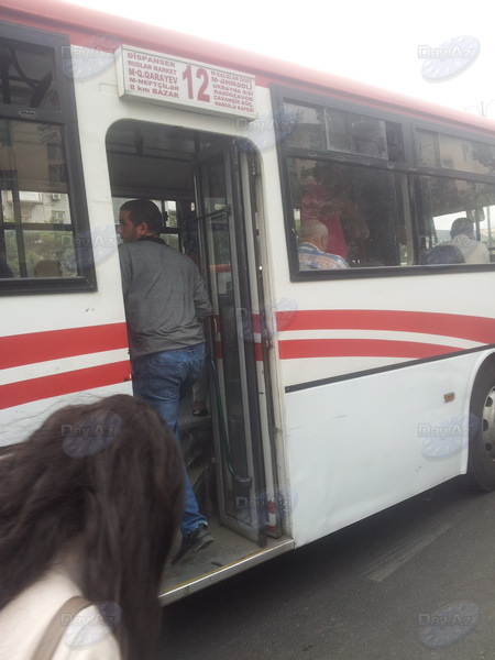 Bakıda özbaşına avtobus marşrutları - SİYAHI - FOTO