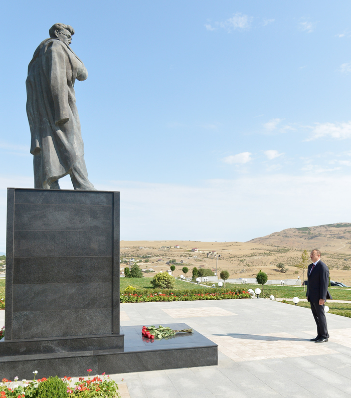 Prezident İlham Əliyev: "Azərbaycan öz sürətli inkişaf dövrünü yaşayır və ölkədə böyük quruculuq işləri aparılır" - YENİLƏNİB - FOTO