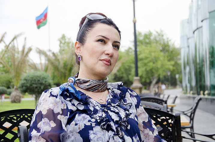 Gövhər Həsənzadə: "Ruhi xəstə idi, amma dəlicəsinə sevirdi" - FOTO