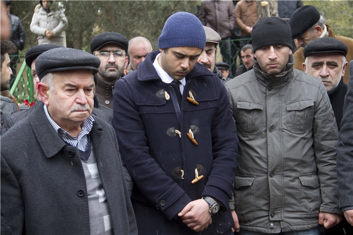 Çingiz Mustafayevin anası son mənzilə yola salındı - FOTO