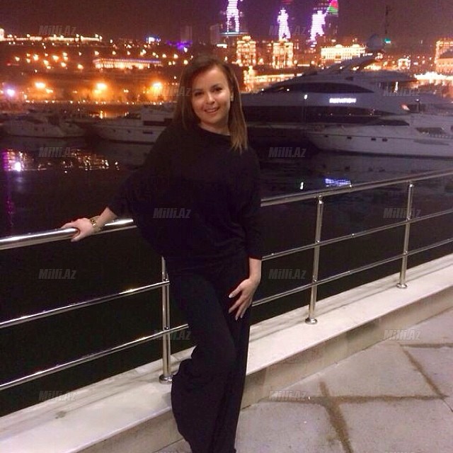 Röya Ayxandan erotik kollaj - FOTOSESSİYA