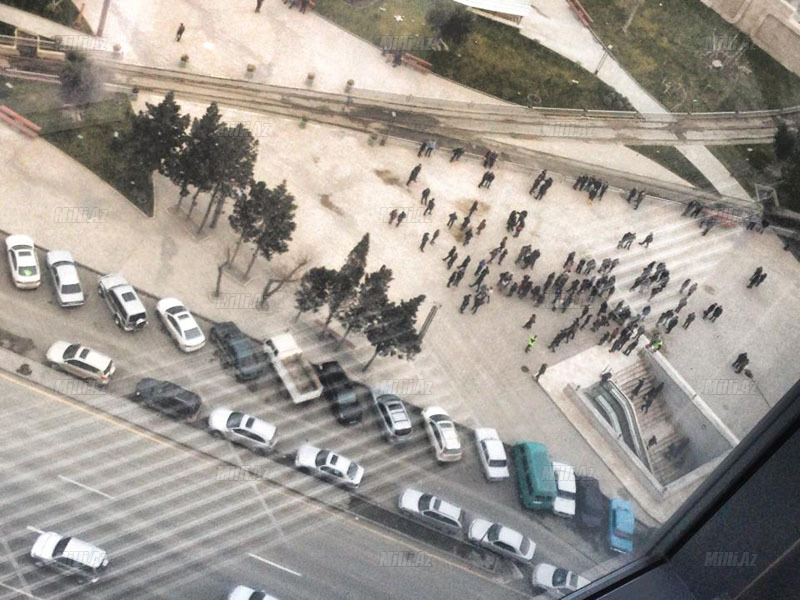 Azərbaycan silkələndi: təkrar təkanlar ola bilər - YENİLƏNİB - FOTO - VİDEO