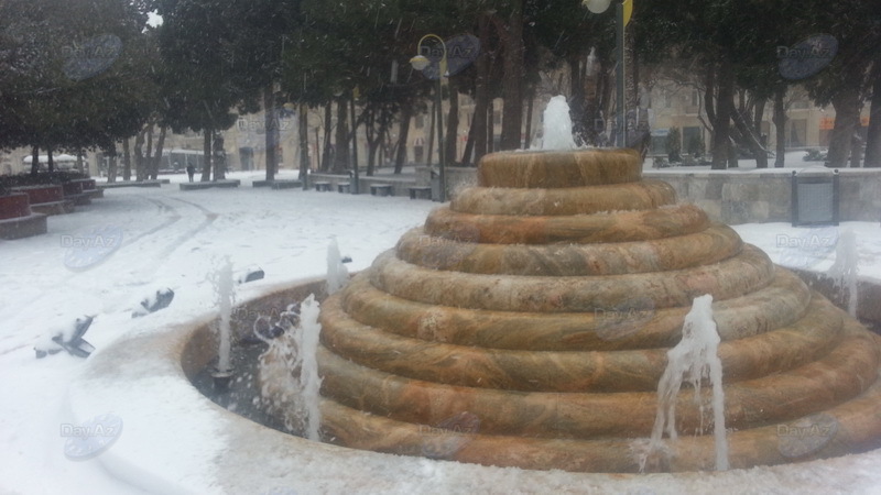 Bakıya güclü qar yağır - YENİLƏNİB - VİDEO - FOTOSESSİYA