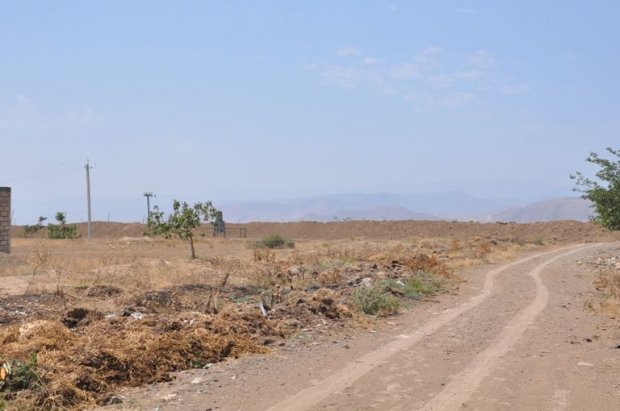 Güllə yağışında "çimən" Çıraqlı kəndi - FOTOREPORTAJ