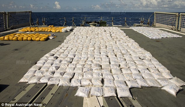 210 milyon dollarlıq heroin tutuldu - FOTO