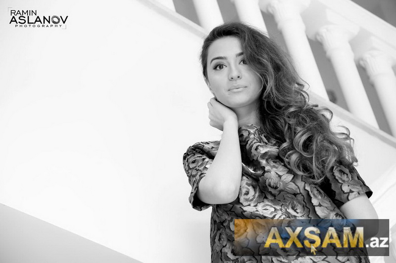 Kəmalə: "Sosial şəbəkədə evlənmək təklifi yazırlar, heç biri də üzə çıxmır" - FOTO