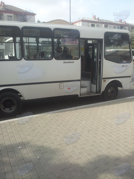 Bakıda özbaşına avtobus marşrutları - SİYAHI - FOTO