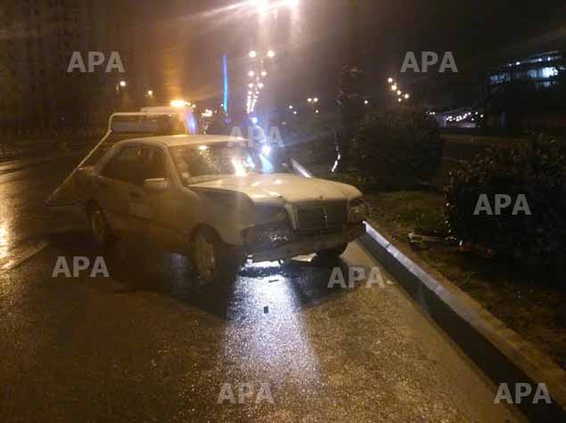 Nəqliyyat nazirliyinin işçisi jurnalistlərə hücum çəkdi - YENİLƏNİB - FOTO