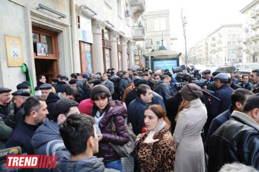 Vüqar Həşimov dəfn olundu - YENİLƏNİB - FOTO