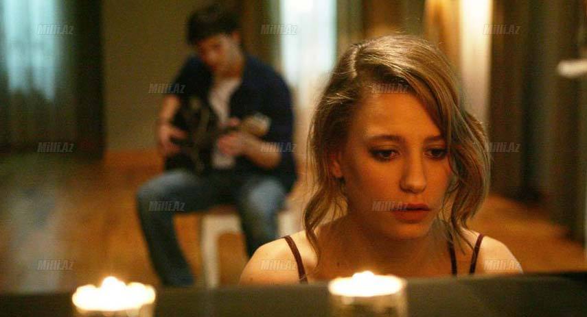 Türk serial ulduzu inad etdi, pulunu artırdılar - FOTO