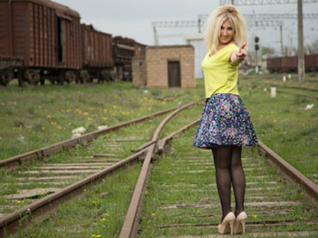 Teleaparıcı Tacirə Zeynallı: "... gözəllik, intellektual səviyyə imkan verirsə, yaşın heç bir önəmi yoxdur" - FOTO