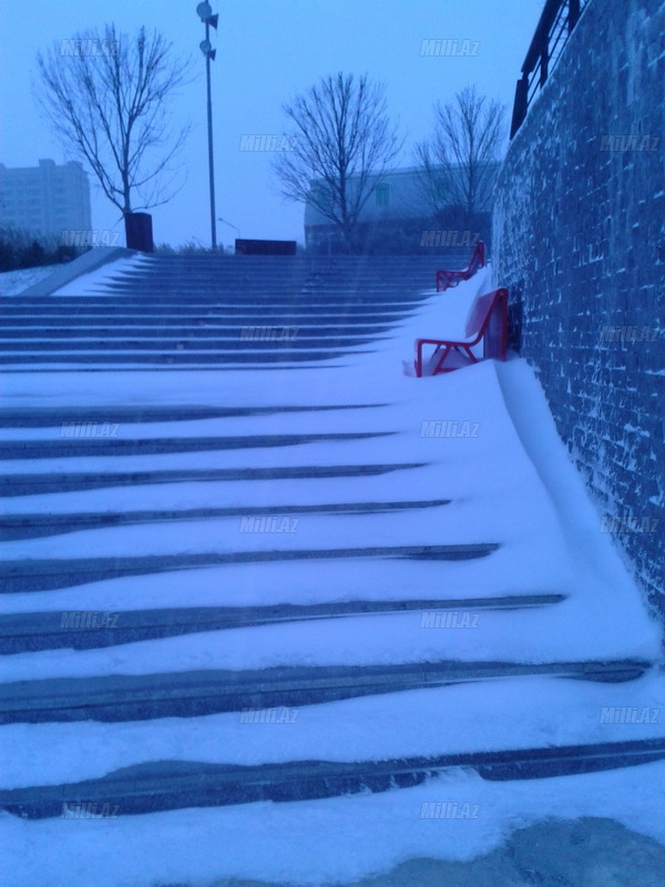 Bakıya güclü qar yağır - YENİLƏNİB - VİDEO - FOTOSESSİYA