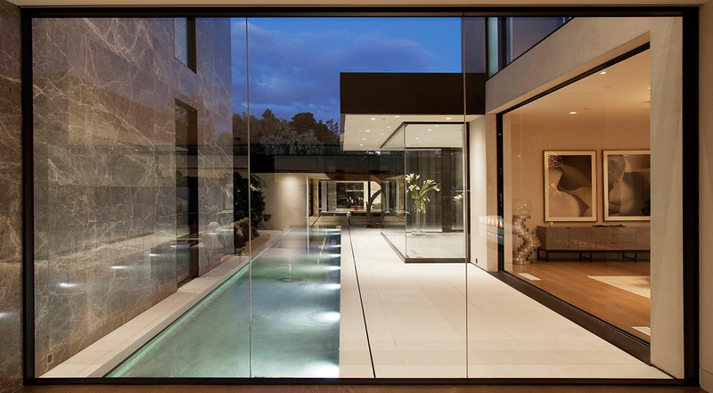 Dəbdəbəli ikimərtəbəli villa - FOTO