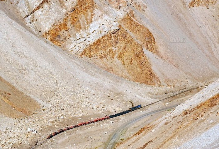 Dünyanın ən gözəl dəmir yolu - FOTO