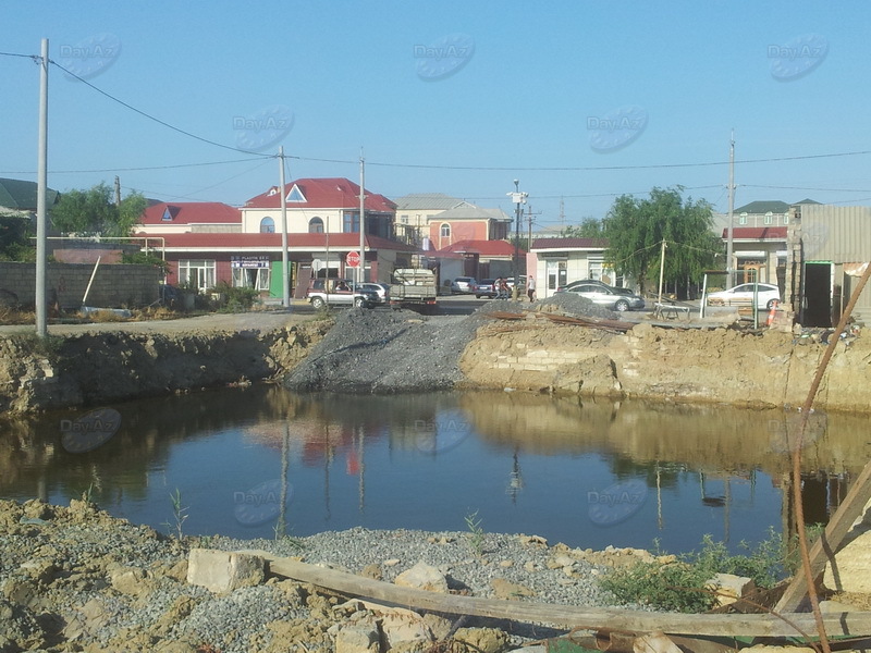 Abşeronda təhlükəli "göl" - FOTO
