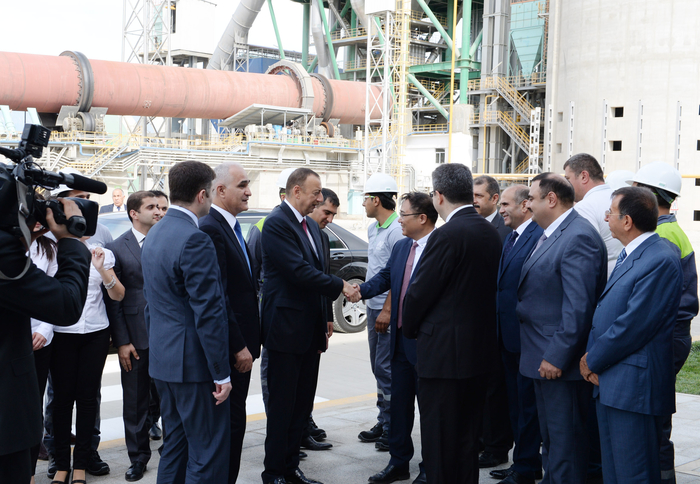 Prezident İlham Əliyev: "Azərbaycanda iqtisadi sahədə və sənaye sahəsində bütün dövlət siyasəti öz əksini tapır" - YENİLƏNİB - FOTO