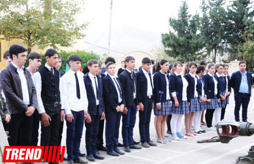 Cəbhə bölgəsində məktəb - FOTO