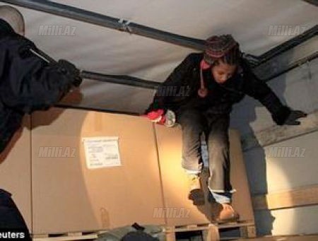 Gömrükdə tutulan əşyalar - FOTO