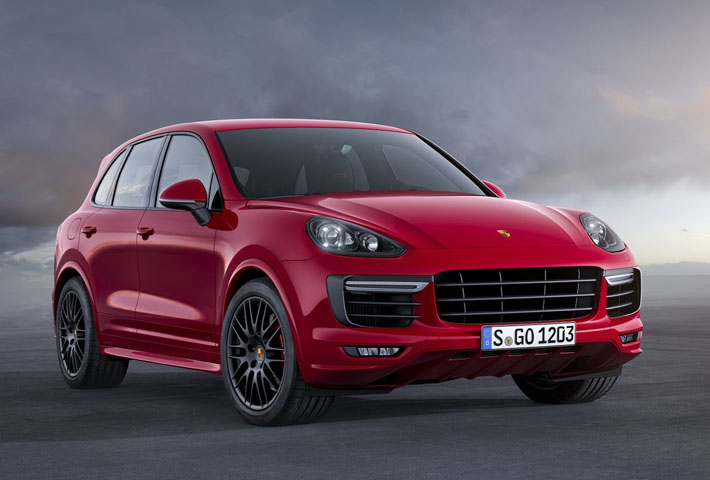 Porsche Cayenne GTS-i yenilədi - FOTO