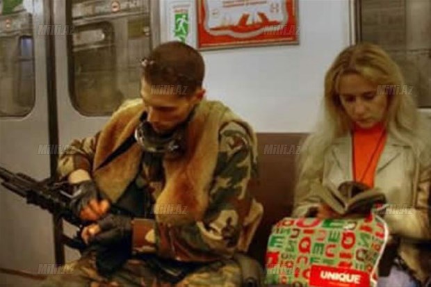 Metroda belə adamlar da var - FOTOSESSİYA