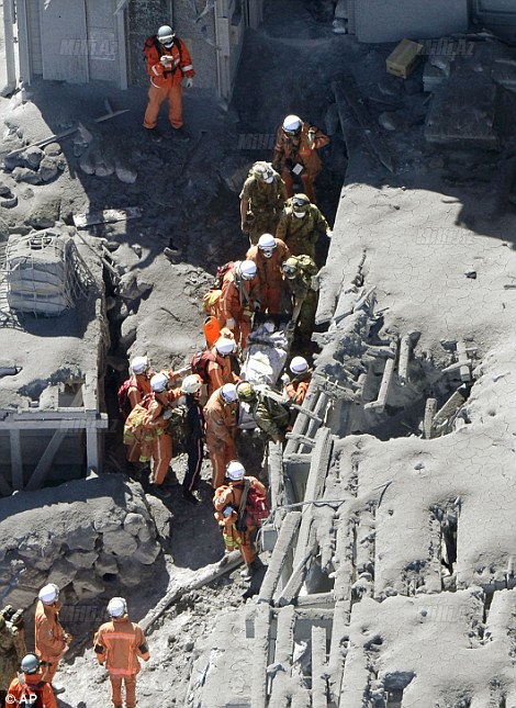 Küldə ölənlərin sayı 30-u keçdi - FOTO