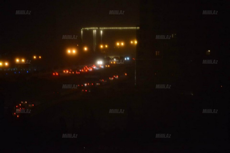 Bakıya gələn yol, gecəyarı - FOTO