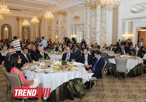 Bakıda "The Business Year: Azerbaijan - 2014" nəşrinin təqdimat mərasimi keçirilib - FOTO
