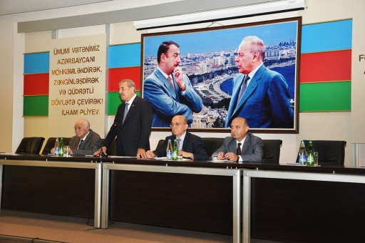 Mübariz Qurbanlı: "Azərbaycanda İslam dini və mədəniyyətinin düzgün təbliği prioritet məsələlərdəndir" - FOTO