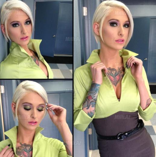Porno ulduzları belə bəzənirlər - FOTO
