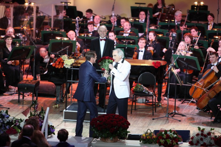 Polad Bülbüloğlu: "Canımla, qanımla Vətənimə bağlıyam" - FOTO