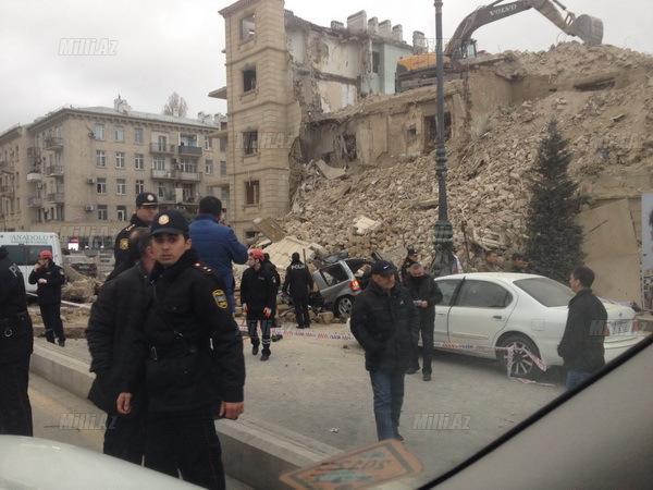 Bakıda binanın uçması nəticəsində ölənlərin kimliyi bilindi - YENİLƏNİB - VİDEO - FOTO