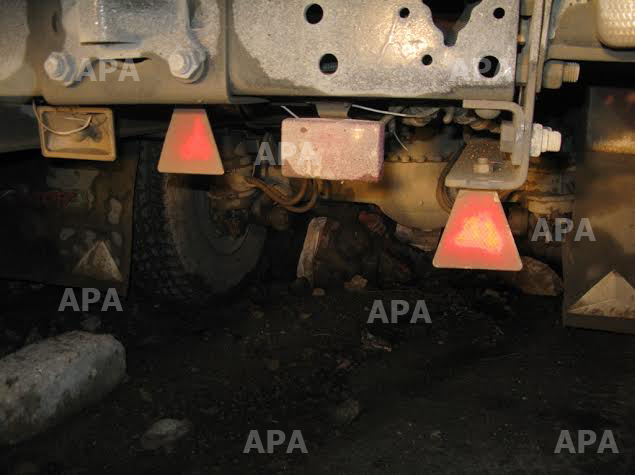 Piyada "KamAz"ın təkərləri altda can verdi - FOTO