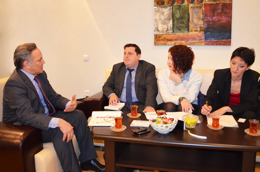 Əflatun Amaşov Avropa Mərkəzinin ölkəmizdə səfərdə olan nümayəndələrini qəbul edib - FOTO