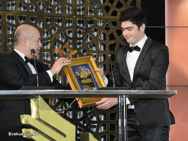 "İlin Şirkəti" Milli Mükafatının laureatları bəlli oldu - YENİLƏNİB - FOTO