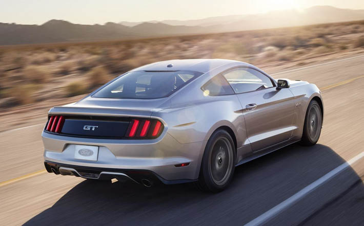 Ford Mustang opsional oldu - FOTO