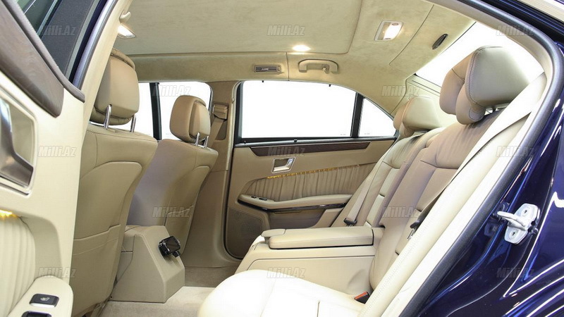 6 qapılı Mercedes-Benz - FOTO