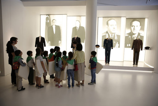 Heydər Əliyev Mərkəzinə məktəblilərin ekskursiya layihəsi maraq doğurub - FOTO