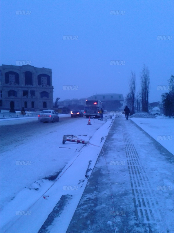 Bakıya güclü qar yağır - YENİLƏNİB - VİDEO - FOTOSESSİYA