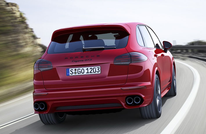 Porsche Cayenne GTS-i yenilədi - FOTO