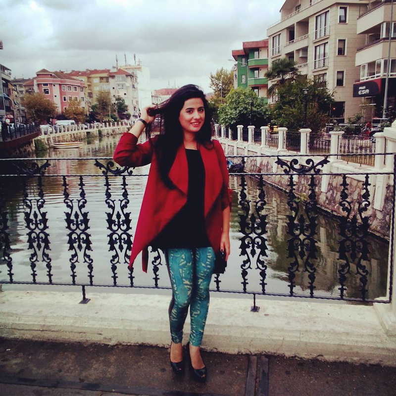 Aktrisa Zarina Qurbanova: "Əslində, belə səhnələr bizdə həmişə səs-küyə səbəb olub" - FOTOSESSİYA