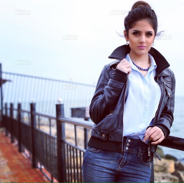 Teleaparıcı Nərmin Əlisoy: "Həyatımda biri var..." - FOTOSESSİYA