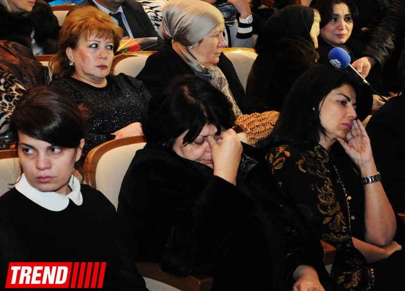 Vaqif Səmədoğlu dəfn olundu - YENİLƏNİB - FOTO
