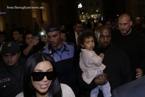 Pornoulduzun ümidinə qalan ölkə - FOTO