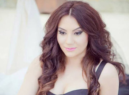 Azərbaycanlı müğənni: "Sənin nəyinə lazımdır mən niyə ərə getmirəm?" - FOTO