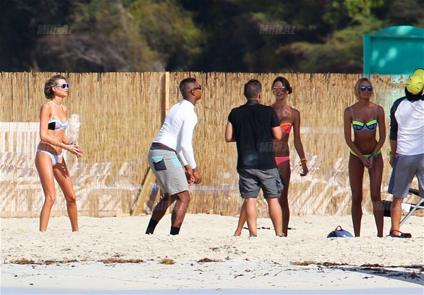 Məşhur gözəllər bir arada - FOTO