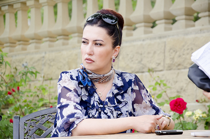 Gövhər Həsənzadə: "Ruhi xəstə idi, amma dəlicəsinə sevirdi" - FOTO