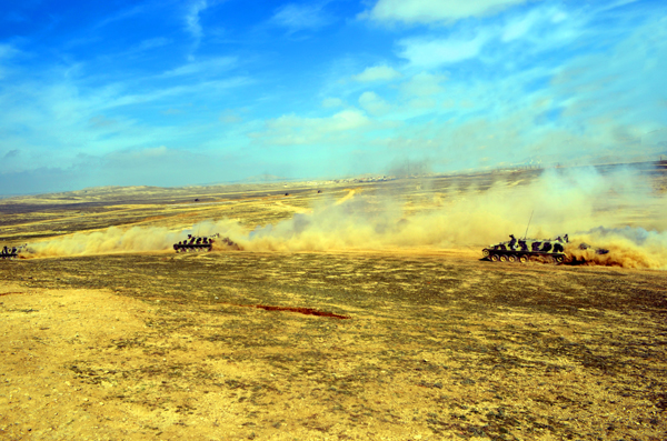 Azərbaycan Ordusu taktiki məşğələ keçirdi - FOTO