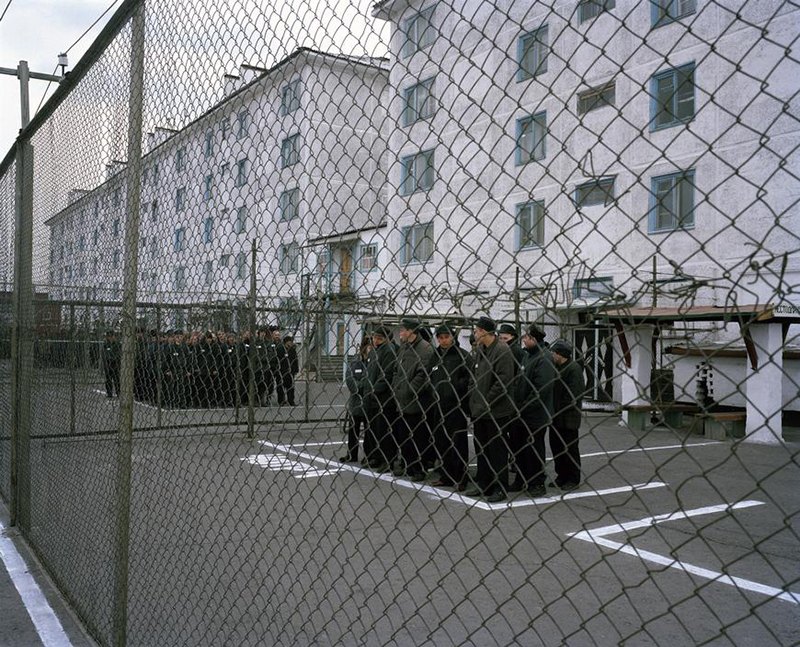 Azyaşlı məhbuslar belə yaşayırlar - FOTO